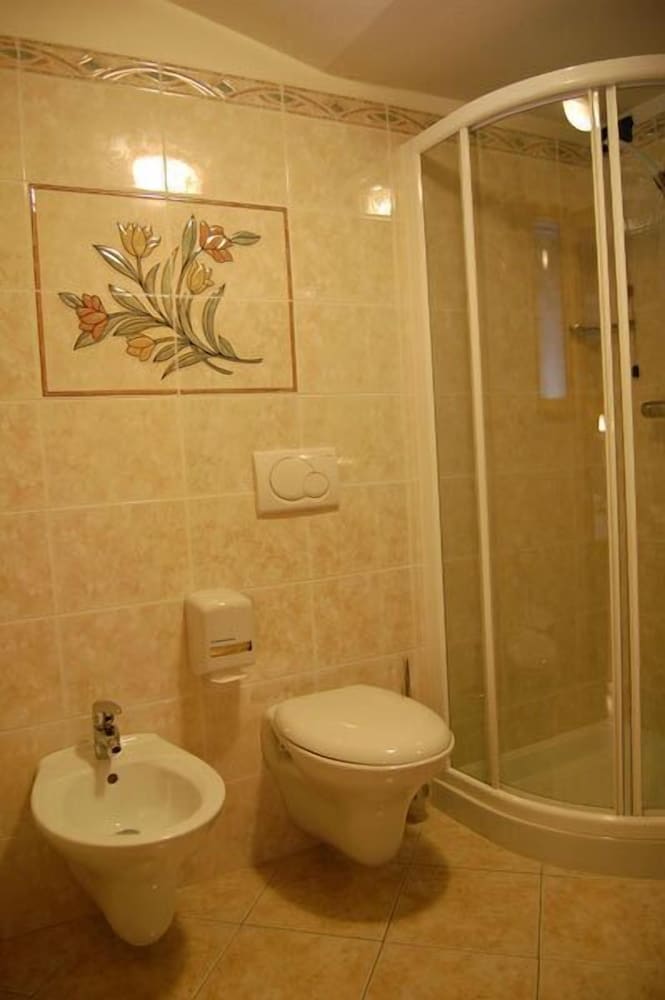 Quadruple Room photo 3