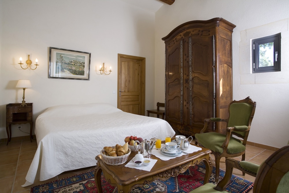 Grand House - Photo 3