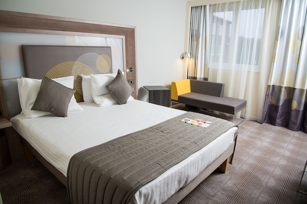 Premium Room, 1 Double Bed (Executive) - Photo 2