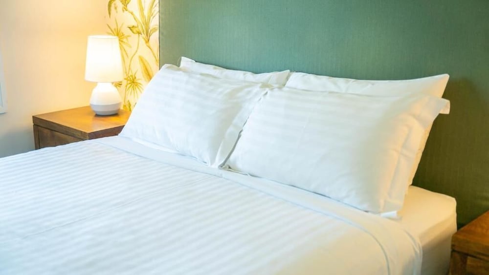 Premium Queen Suite 4