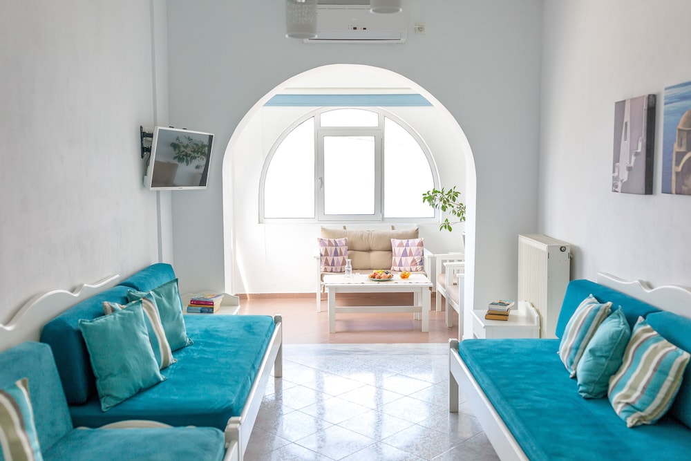 Traditional Apartment, 1 Bedroom (Caldera View) - Photo 20