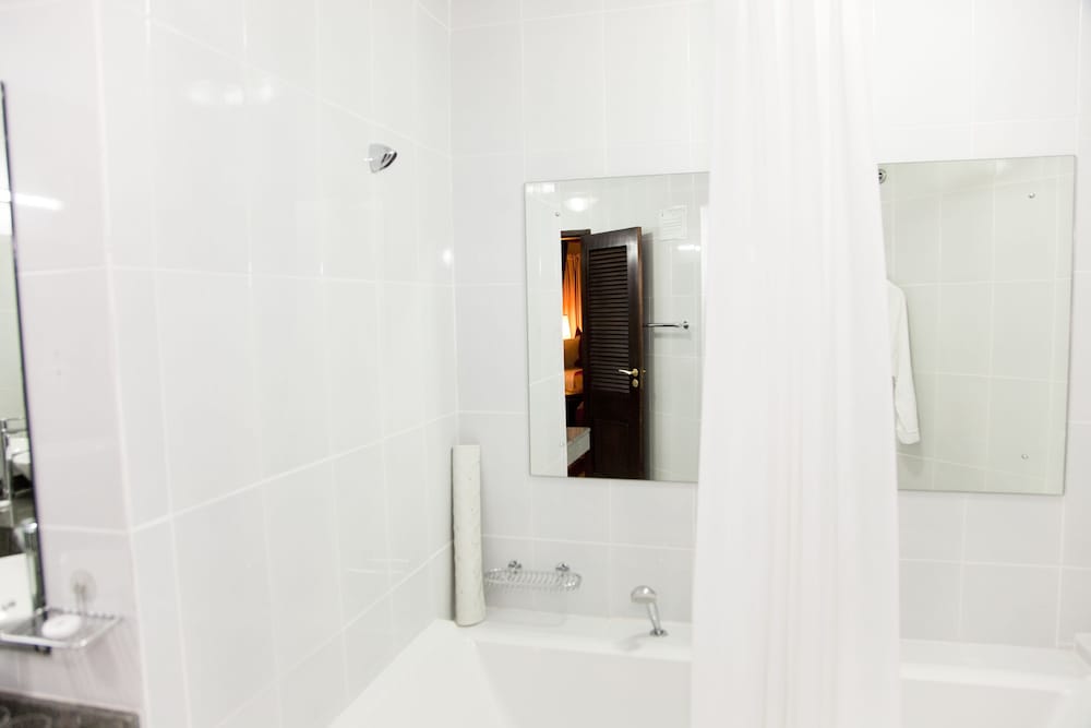 Suite (Afropolitan) - Photo 3