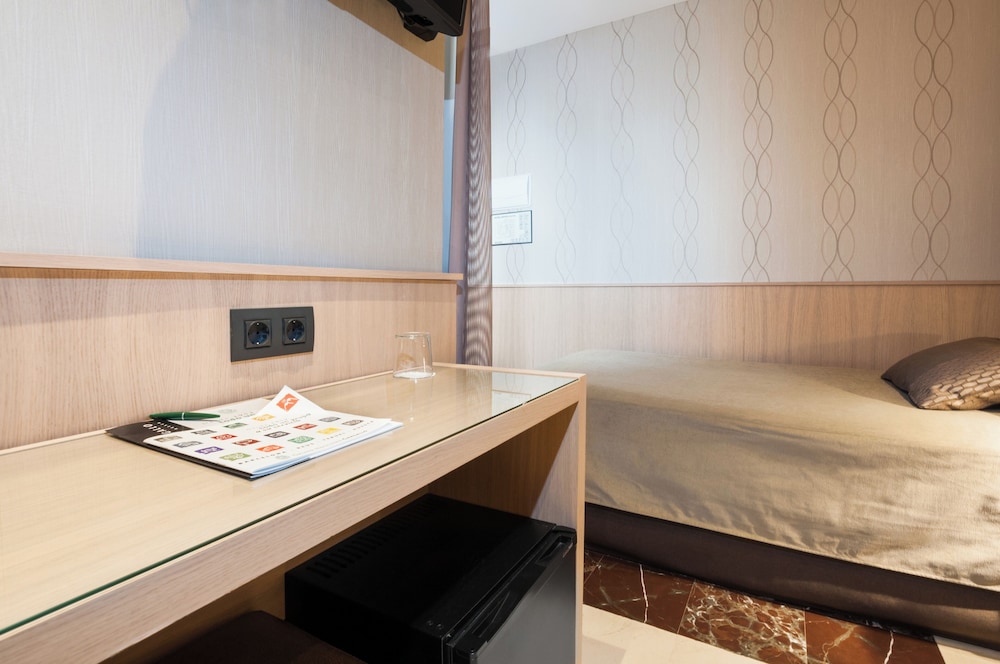 Single Room photo 2