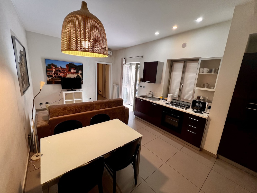 Apartment, 1 Bedroom - Photo 2