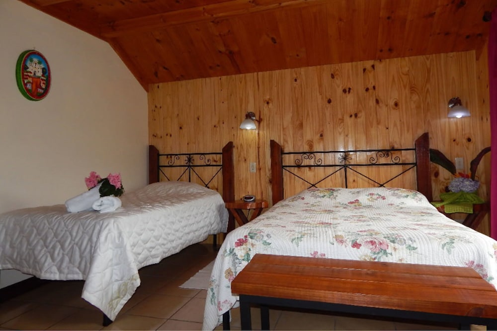 Standard Triple Room photo 2