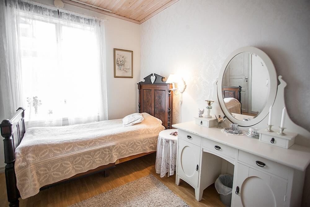 Single Room photo 3
