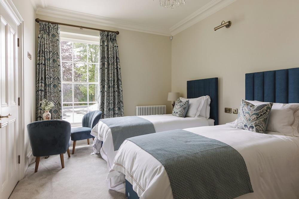 Double or Twin Room (Captain's Room) photo 3