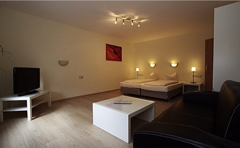 Double Room - Photo 4