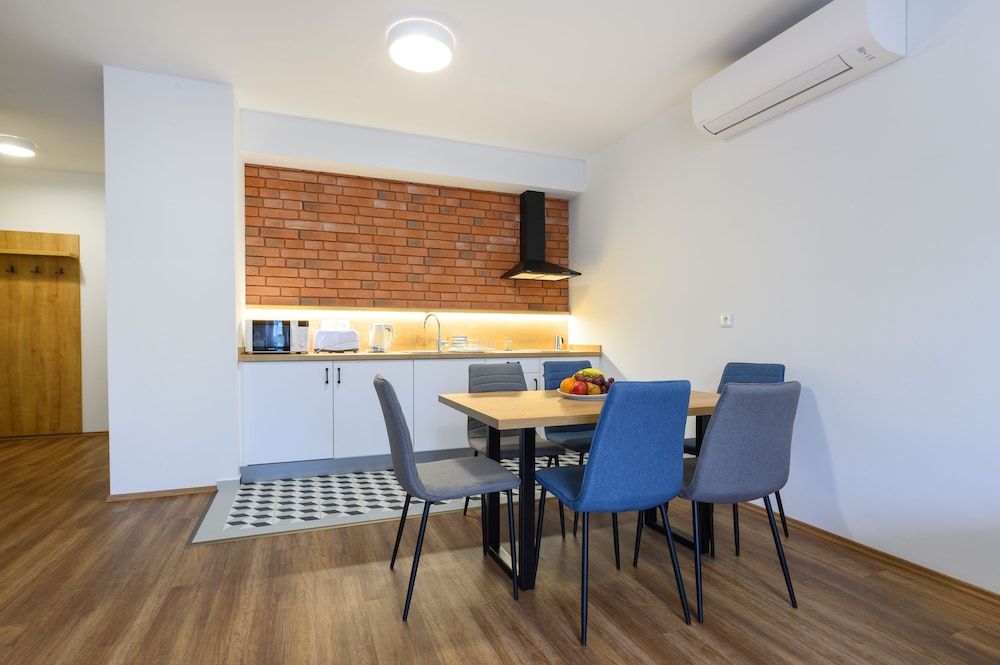 Family Apartment, 2 Bedrooms photo 3