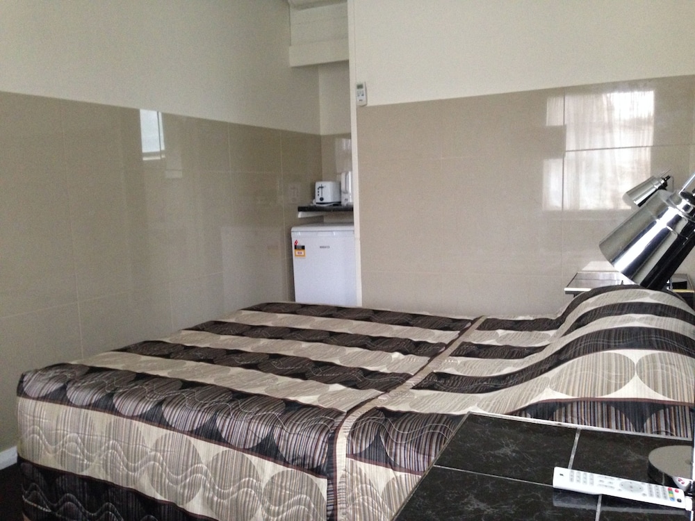 Economy Room, Non Smoking photo 3