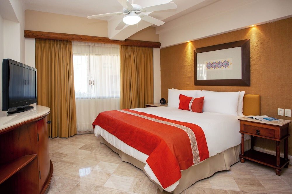 Superior Suite (Master)
