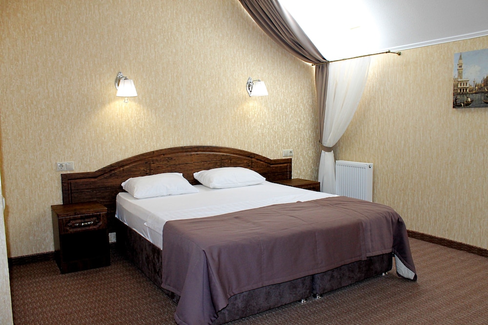 Superior Triple Room, Non Smoking photo 1