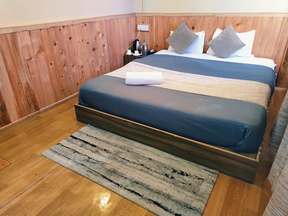 Super Deluxe Room - Photo 20