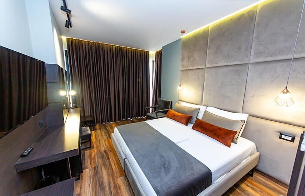 Deluxe Double Room, Balcony, Ground Floor