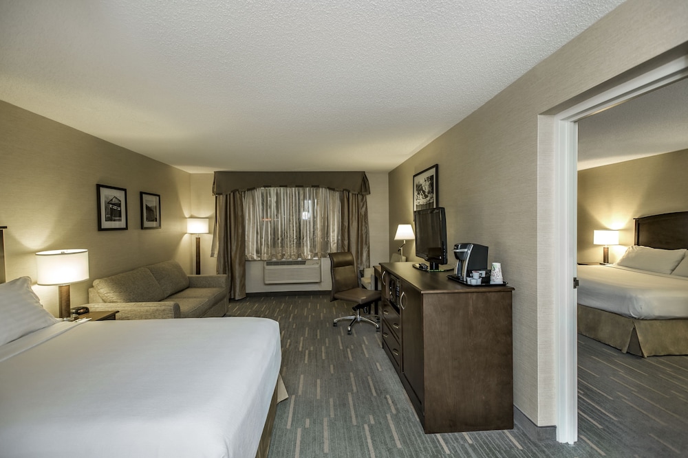 Suite, 1 Bedroom photo 1
