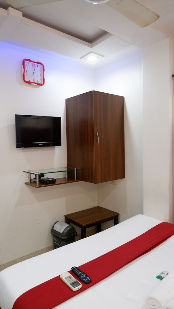 Deluxe Room - Photo 4