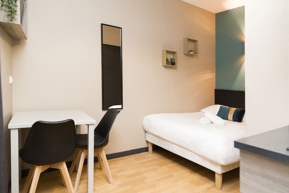 Superior Studio, 1 Double Bed (2 pax, 106 Rue de Paris) - Photo 4
