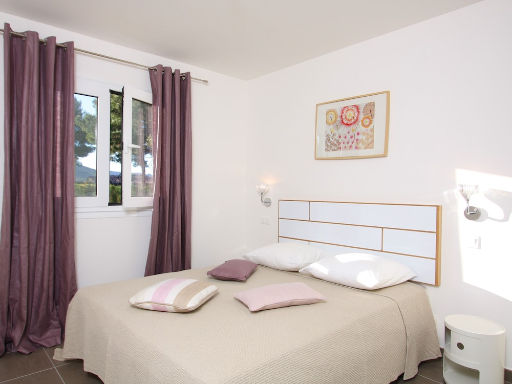 Apartment, Ensuite, Pool View (F4 120m²) photo 2