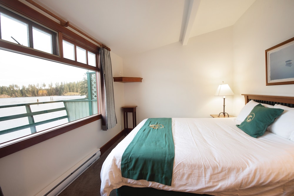 Deluxe Cabin photo 2