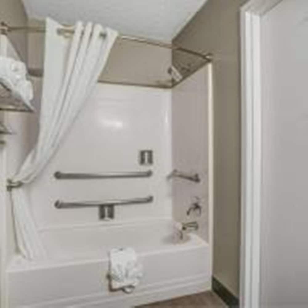 Deluxe Room, 2 Double Beds, Non Smoking photo 3