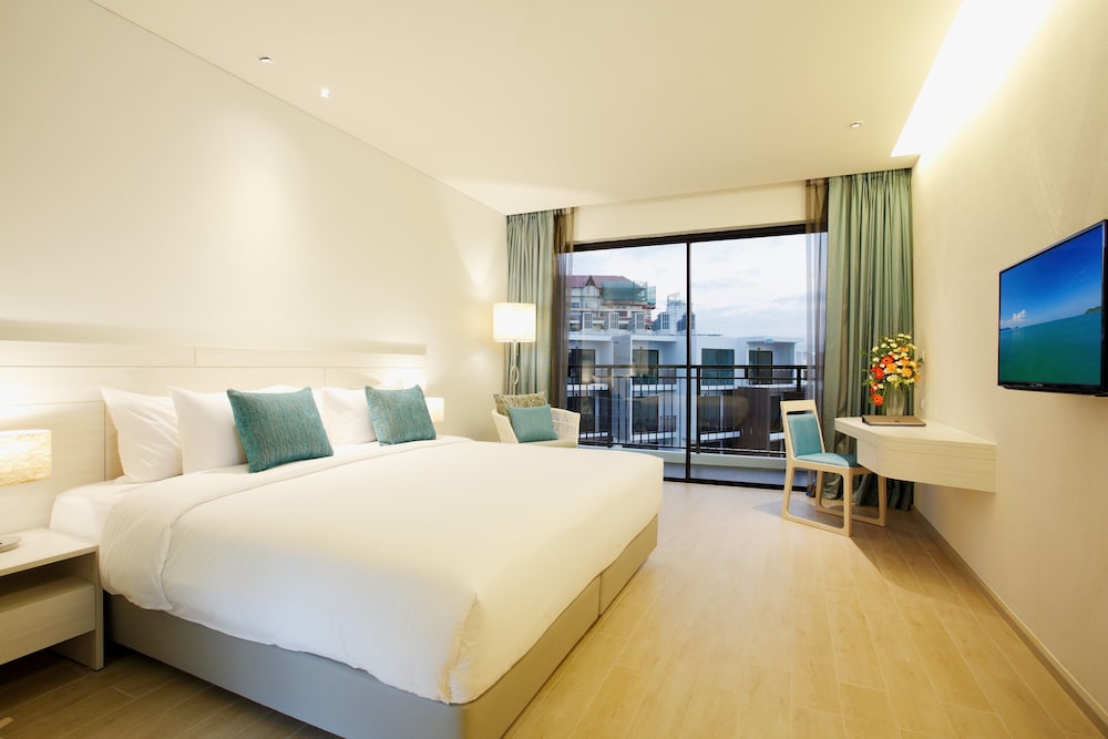 room photo