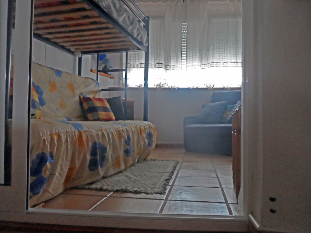 House, 1 Bedroom, Terrace, Mountain View photo 3