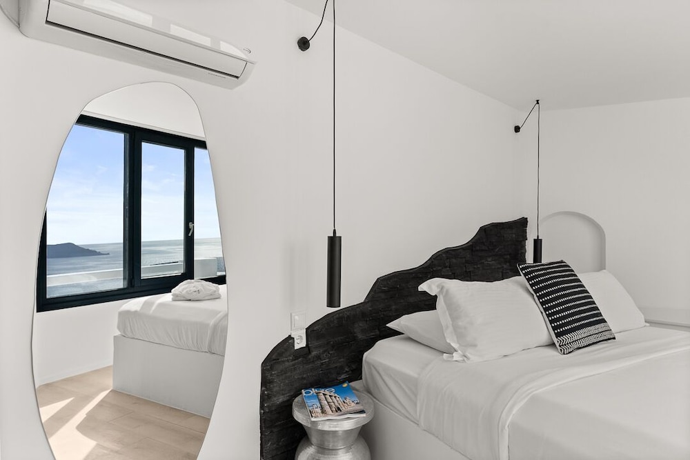 Studio with Outdoor Jetted Tub and Caldera View - Photo 1