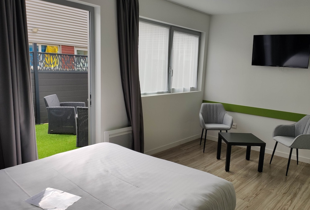 Studio, 1 Queen Bed, Accessible, Terrace photo 1