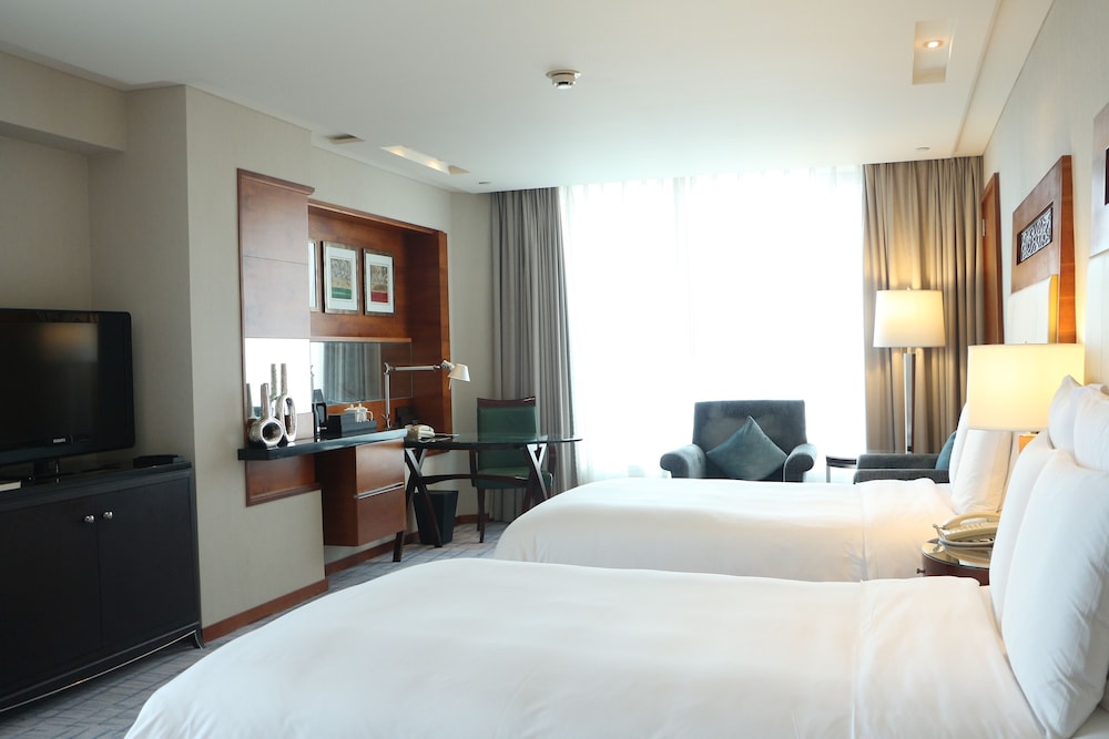 Club Room, 2 Double Beds - Photo 4