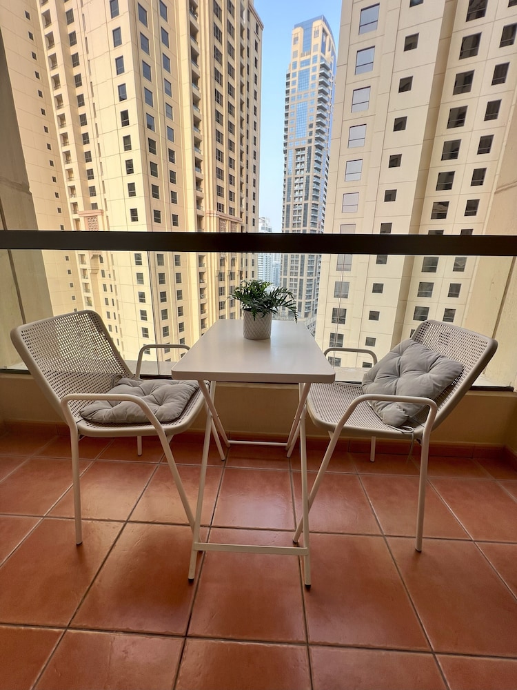 Standard Shared Dormitory, Mixed Dorm, Non Smoking, Marina View photo 1