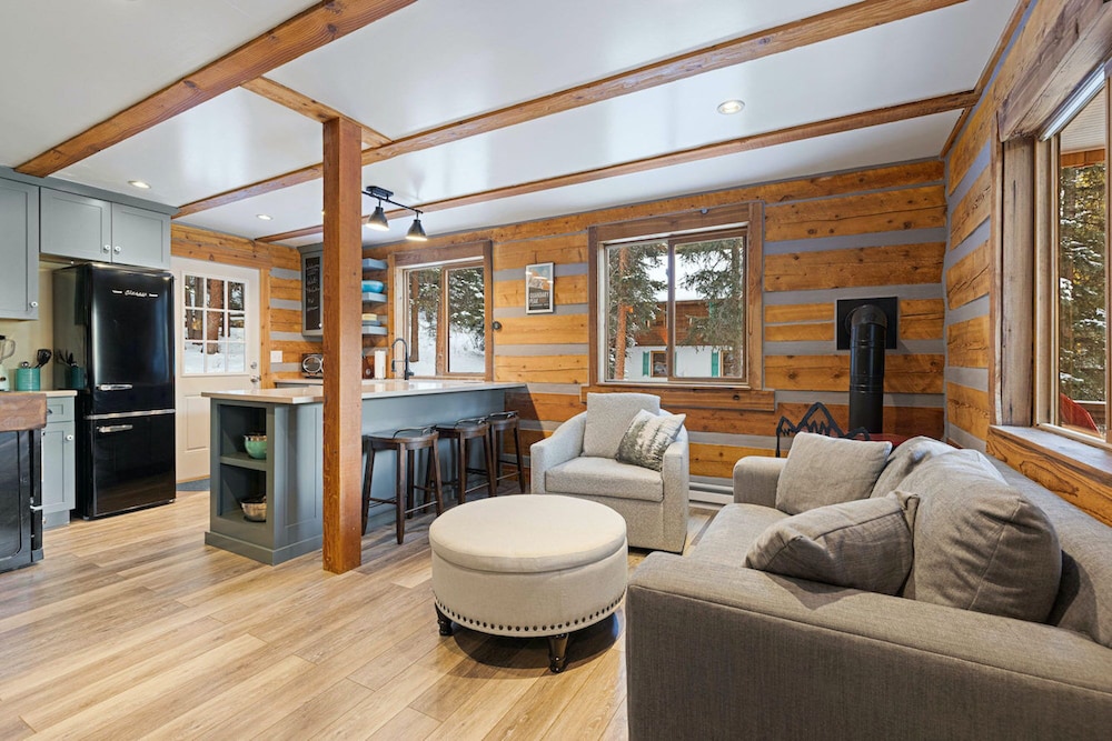 Cabin, Multiple Beds, Patio, Mountain View (Breckenridge Timber Lodge)