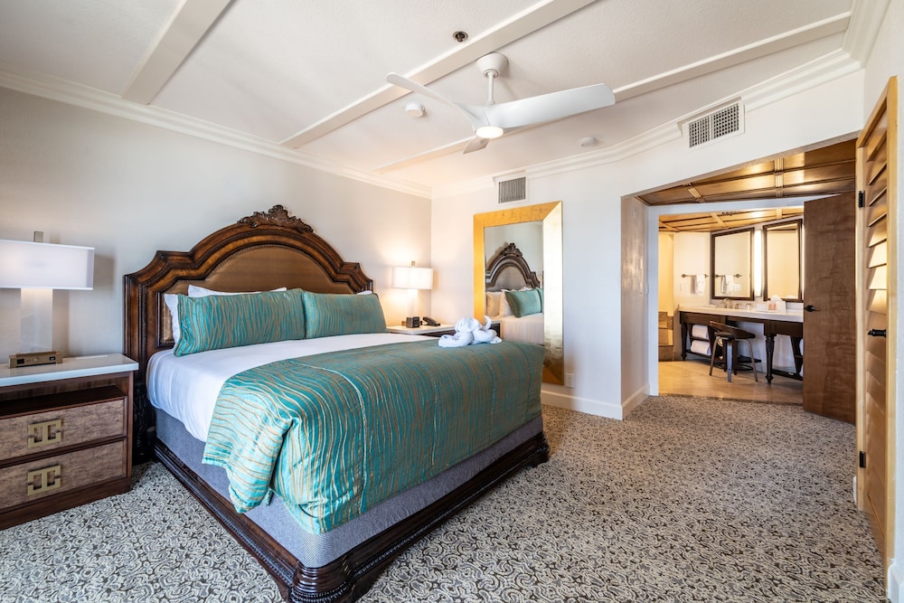 Grand Pacific Suite