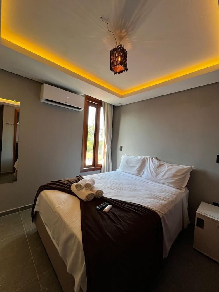 Basic Twin Room photo 2