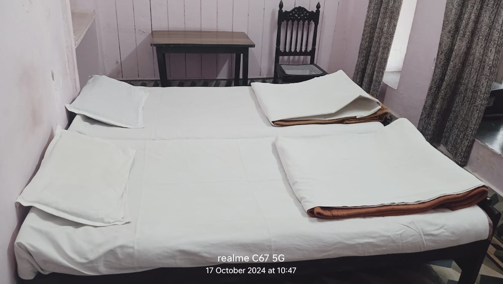 Standard Double Room - Photo 4