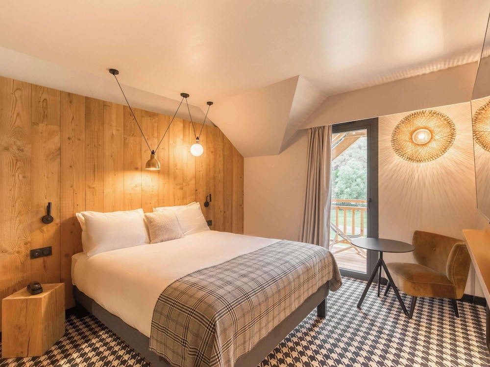 Double Room, Balcony, Park View (1 Double Bed or 2 Single Beds) - Photo 4