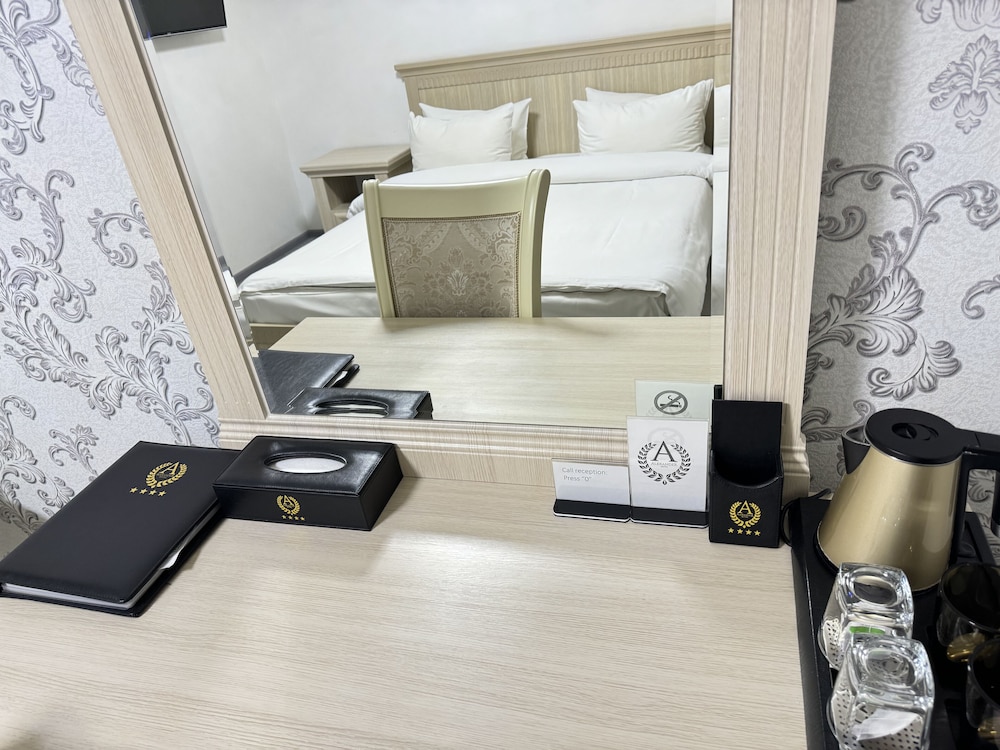 Elite Suite