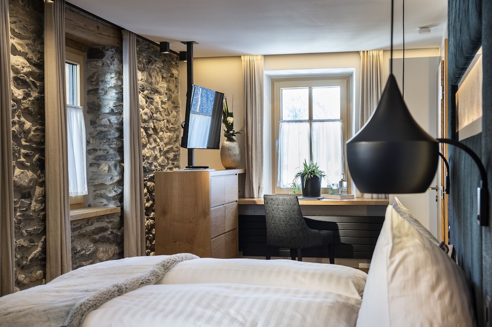 Romantic Double Room, 1 King Bed, Non Smoking, Mountain View