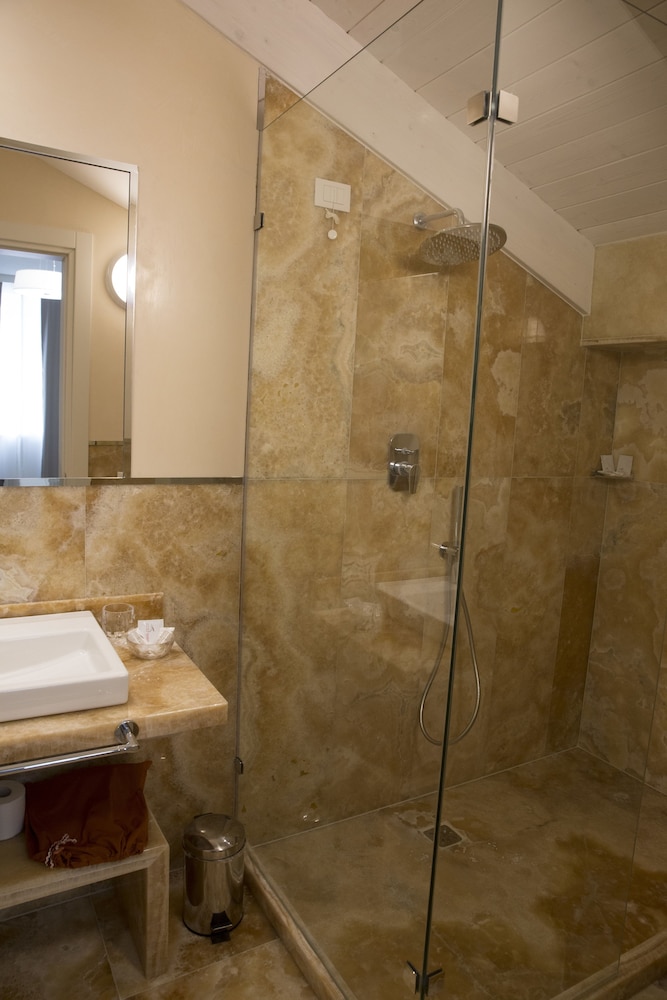 Superior Double or Twin Room, 1 Bedroom, Accessible photo 3
