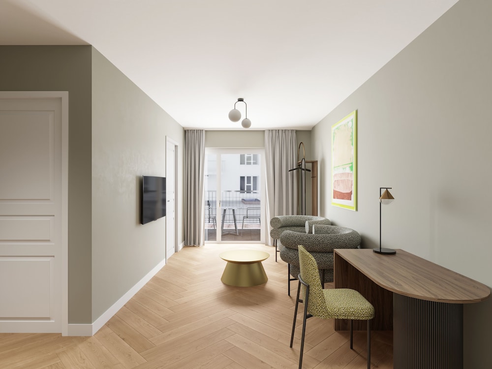 1 Bedroom Apartment With Terrace - No Ac