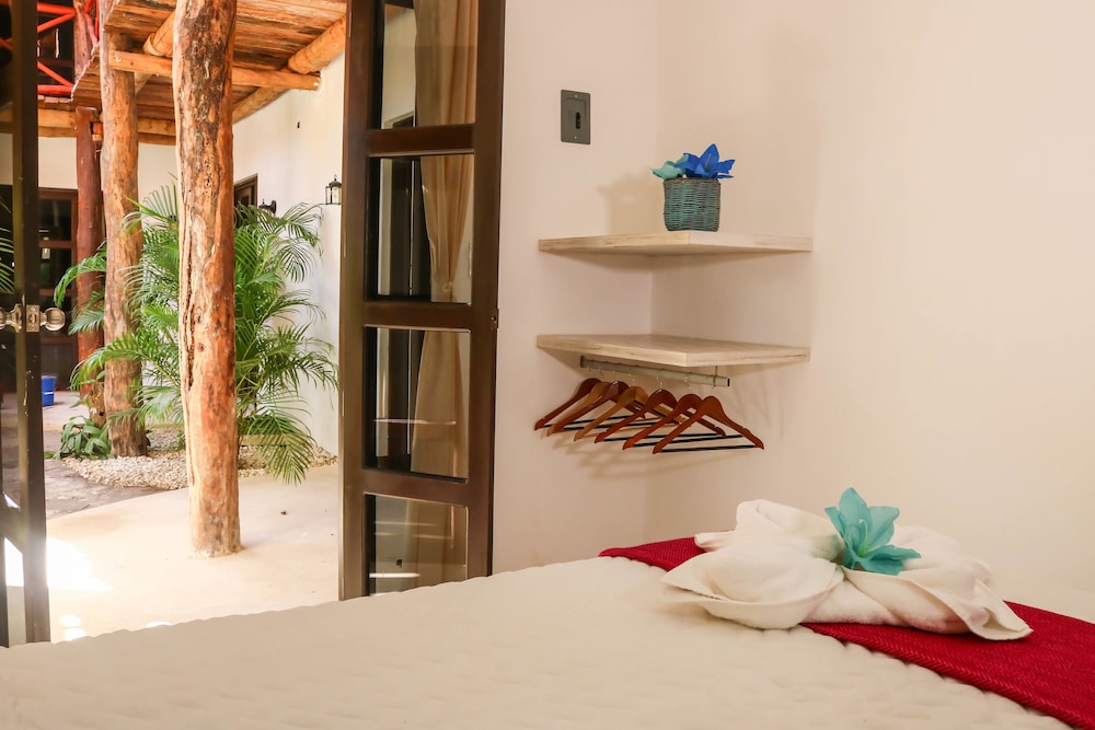 Standard Twin Room, 2 Twin Beds - Photo 3
