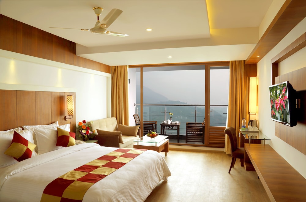 Anantha Premium Double or Twin Room, Valley View