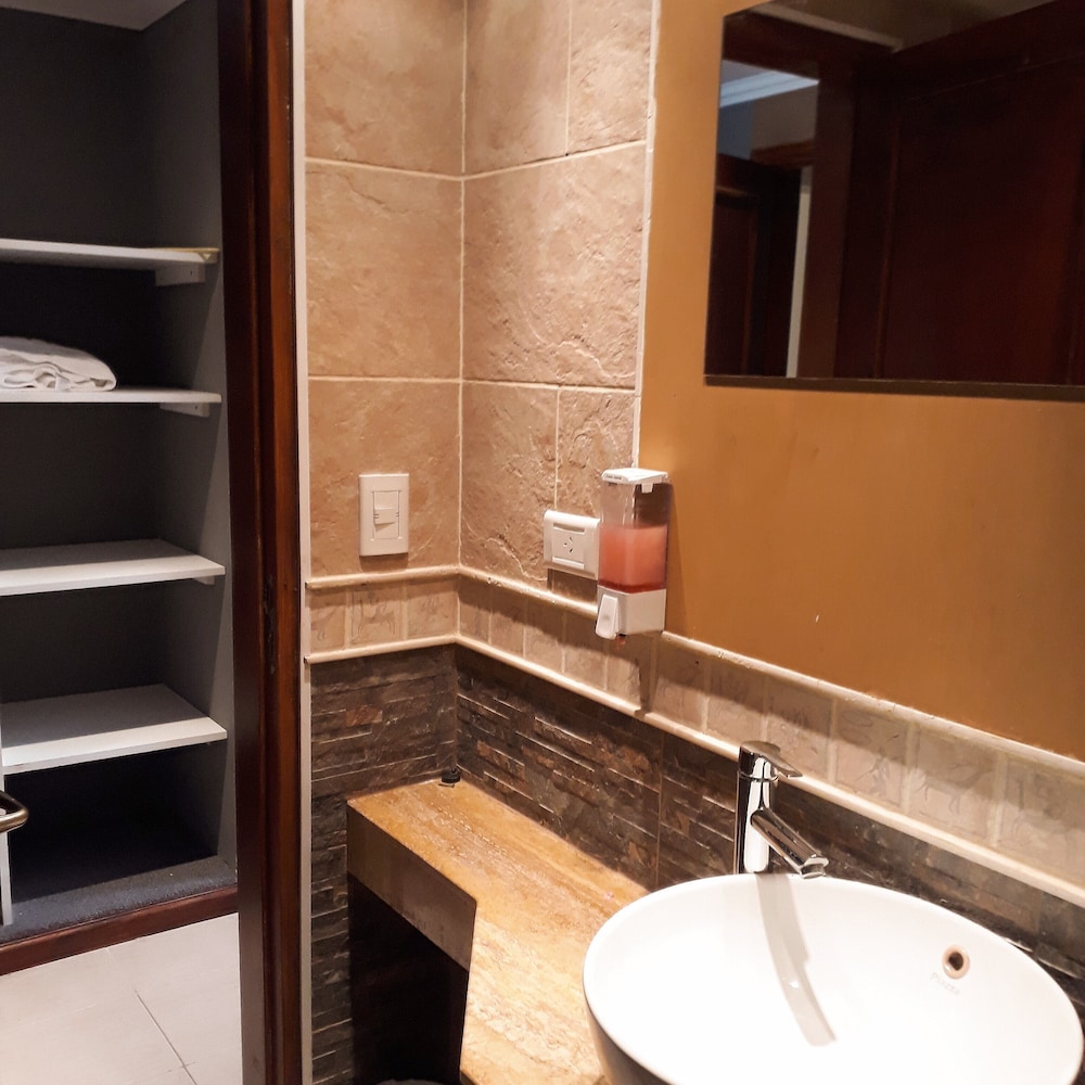 Deluxe Quadruple Room, Lake View photo 3