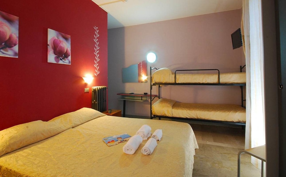 Quadruple Room, Sea View