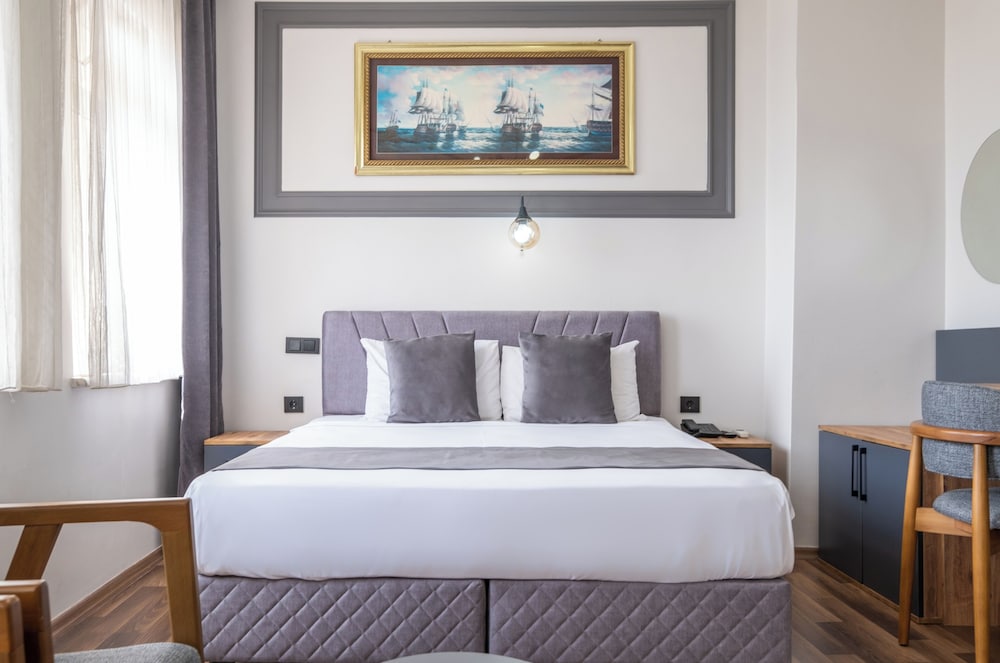 Deluxe Triple Room, Sea View photo 3
