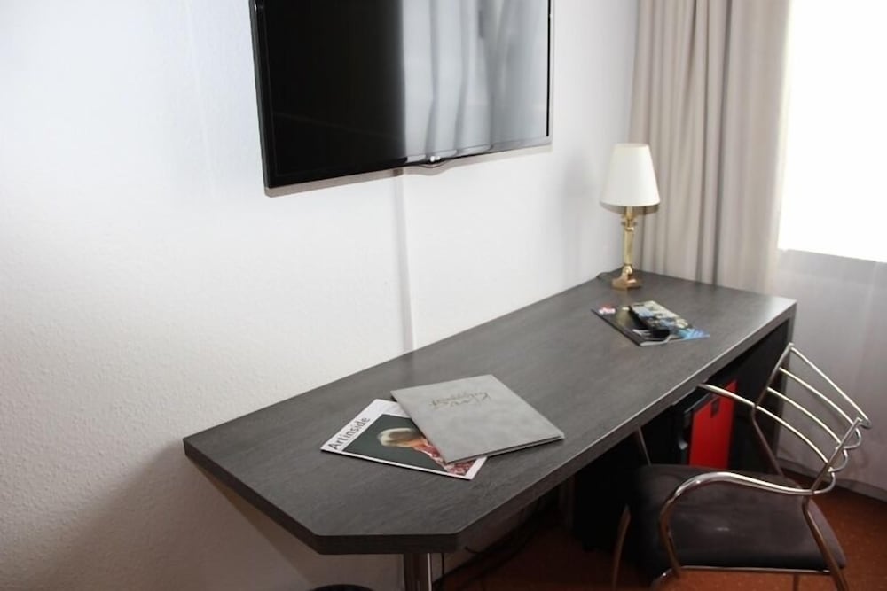 Single Room photo 3