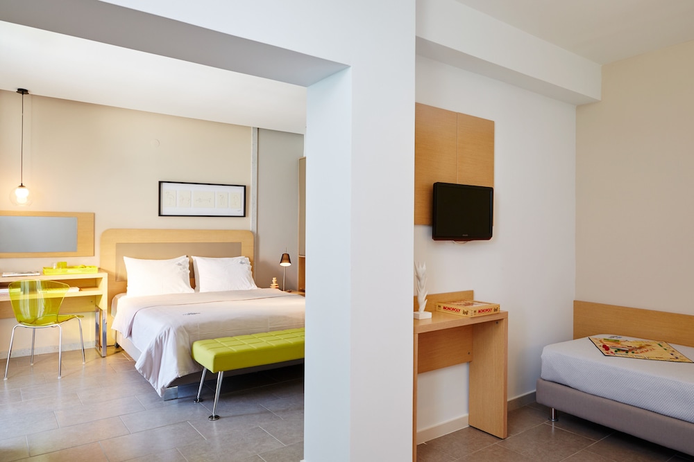 Deluxe Room, Sea View photo 3