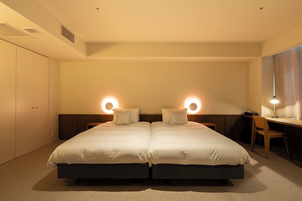 Wide Twin Room, Non Smoking - Photo 1