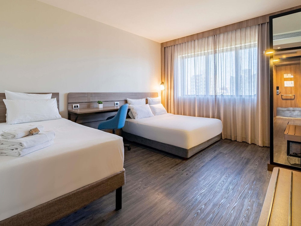Room, Multiple Beds (Accessible) photo 1