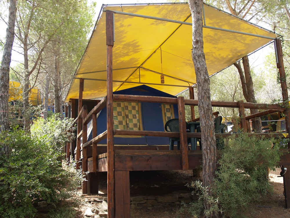 Exclusive Tent