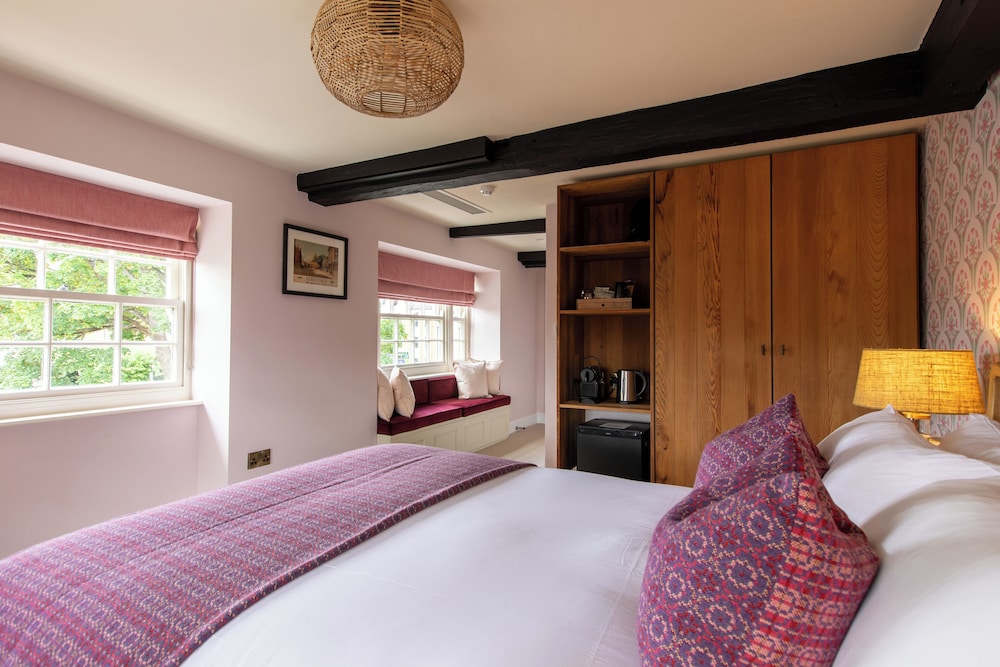 Indulgence Room photo 3